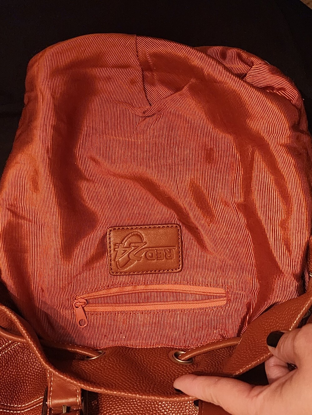 Red 24 Basketball Bucket Bag - Picture 5 of 6